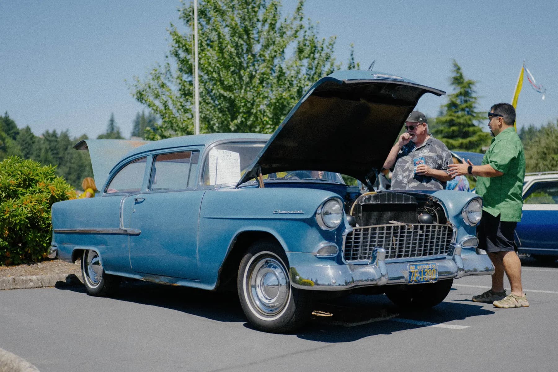 Classic car parked at Hot Rods and Dad Bods 2026, photo 27.