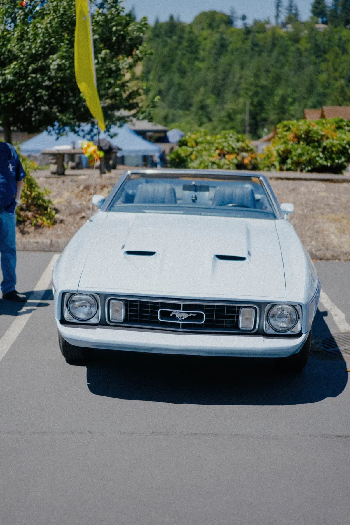 Classic car parked at Hot Rods and Dad Bods 2026, photo 33.