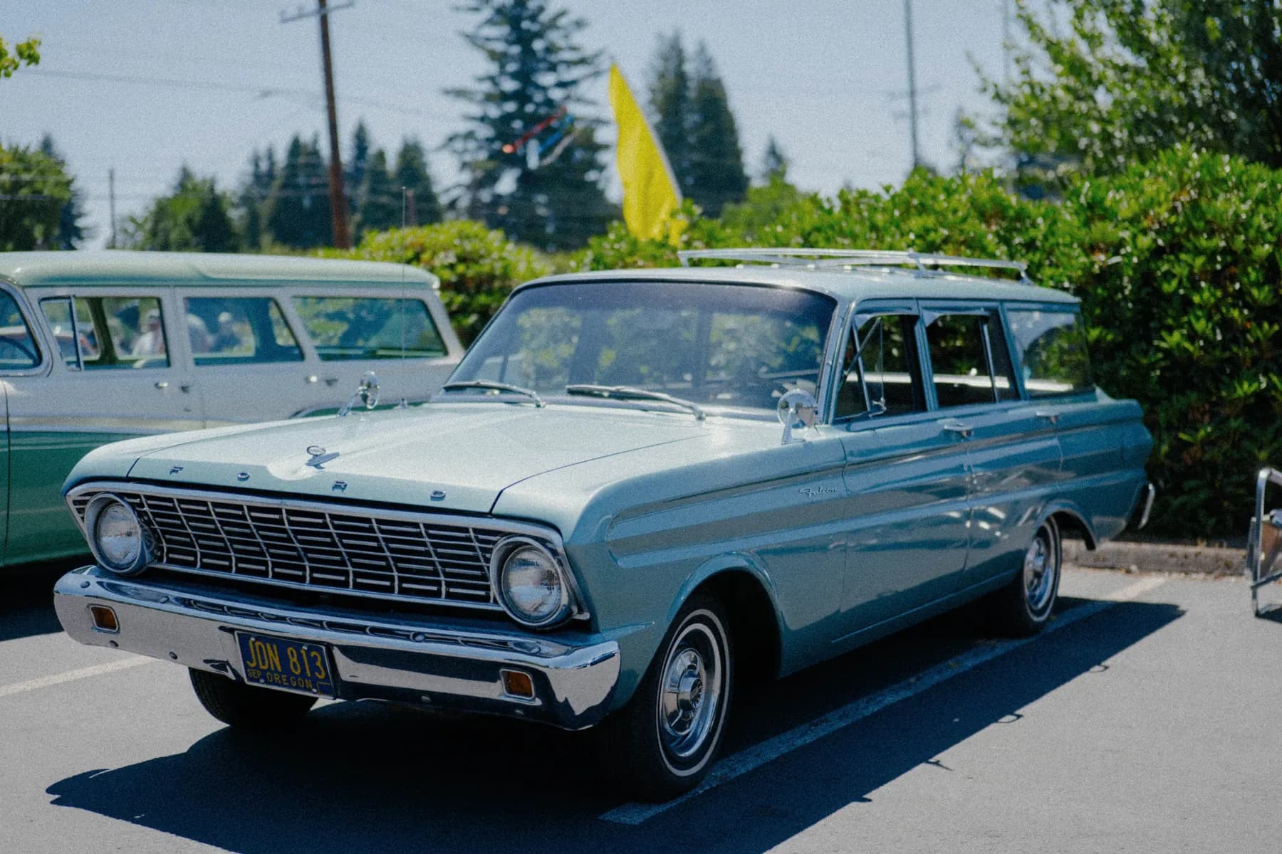 Classic car parked at Hot Rods and Dad Bods 2026, photo 42.