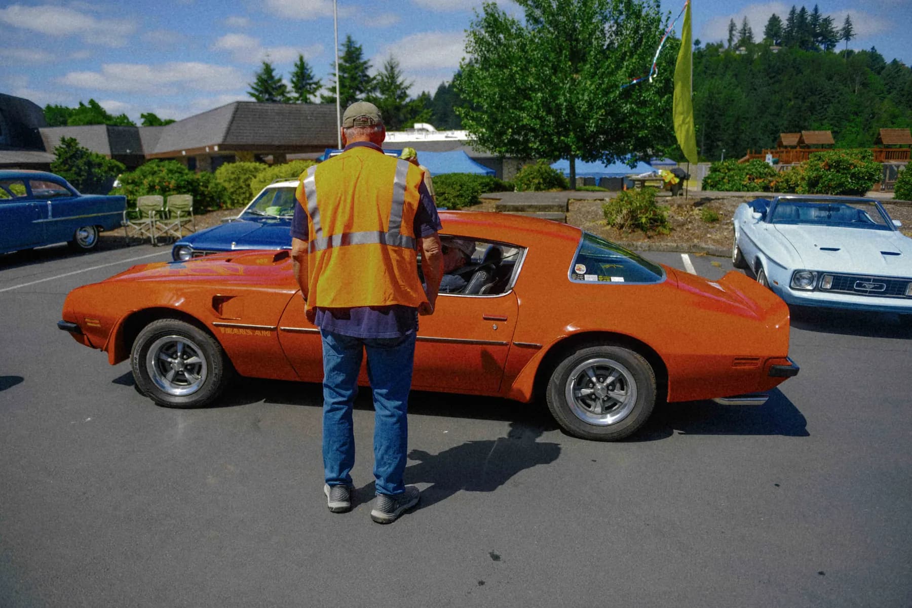 Alec Autry photo of guests at Hot Rods and Dad Bods 2026, photo 25.
